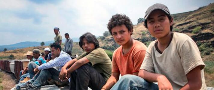 En esta nota te contamos sobre 5 emocionantes películas sobre la frontera de México y Estados Unidos. La imagen es de la película La Jaula de Oro.