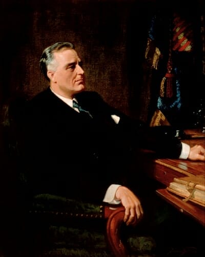 Este artículo habla sobre El Pendón Estrellado. La imagen es el retrato presidencial de Franklin Roosevelt.