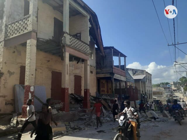 Estragos del terremoto de 2021 en Haití. Estados Unidos designó el TPS para Haití a causa de las graves condiciones económicas, sociales y políticas que atraviesa actualmente.