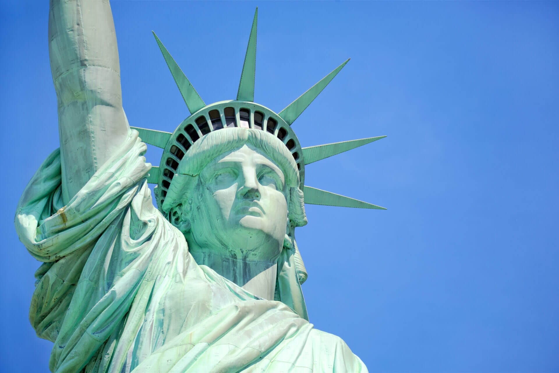 Estatua de la libertad en representación de los miles de inmigrantes en Nueva York