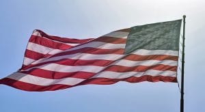 Bandera de USA representando el proceso de naturalizacion en estados unidos