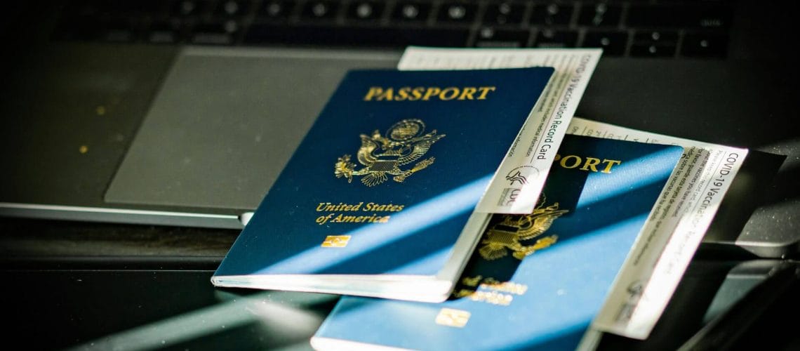 puedo viajar con pasaporte vencido